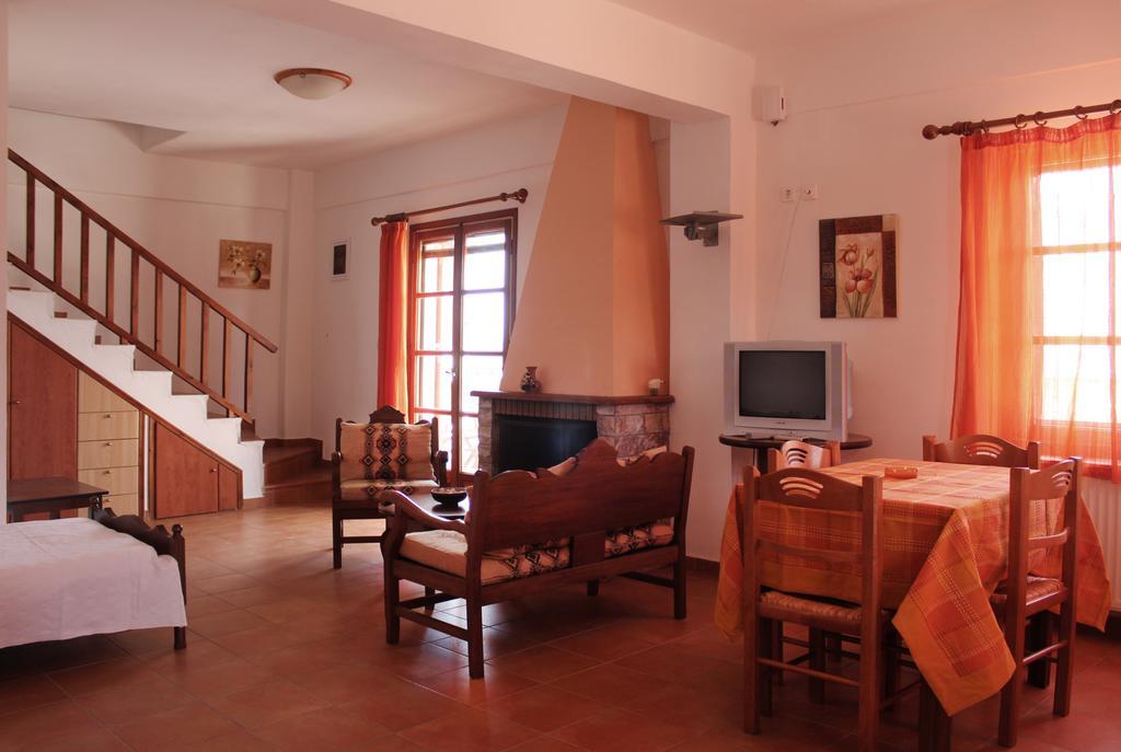 Ikaria Utopia - Cusco Eudilos