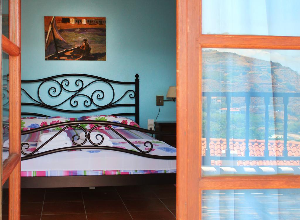 Ikaria Utopia - Cusco * Eudilos